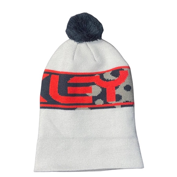 Oakley Unisex Grey Pom Beanie With Red Logo - Picture 3 of 4